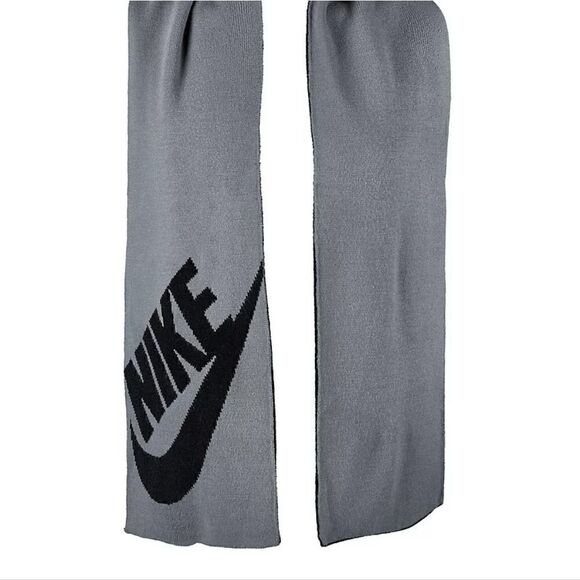 Men's Nike Sport Scarf  - Picture 1 of 2